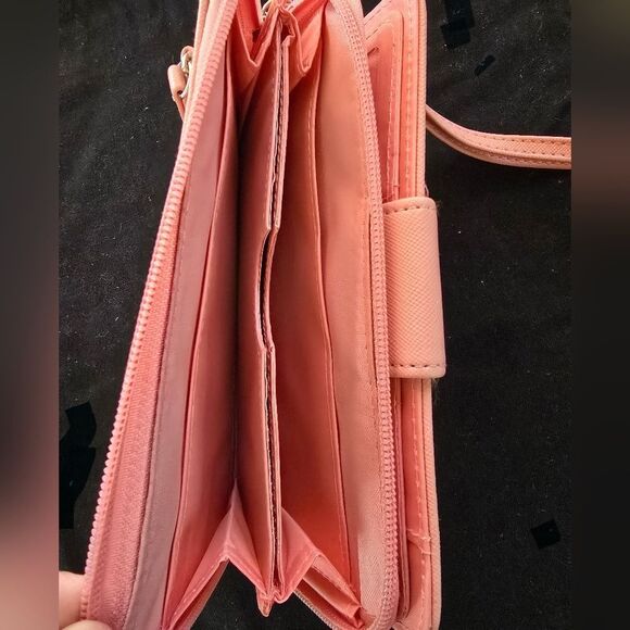 Flower Wristlet Wallet (PUR2) - Picture 4 of 14